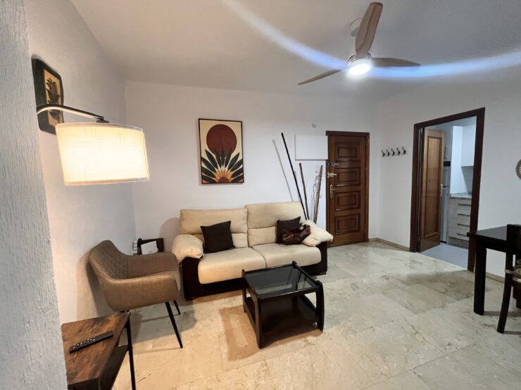 APARTAMENTO EN ALQUILER, DISEÑO, COMODIDAD Y UBICACIÓN.